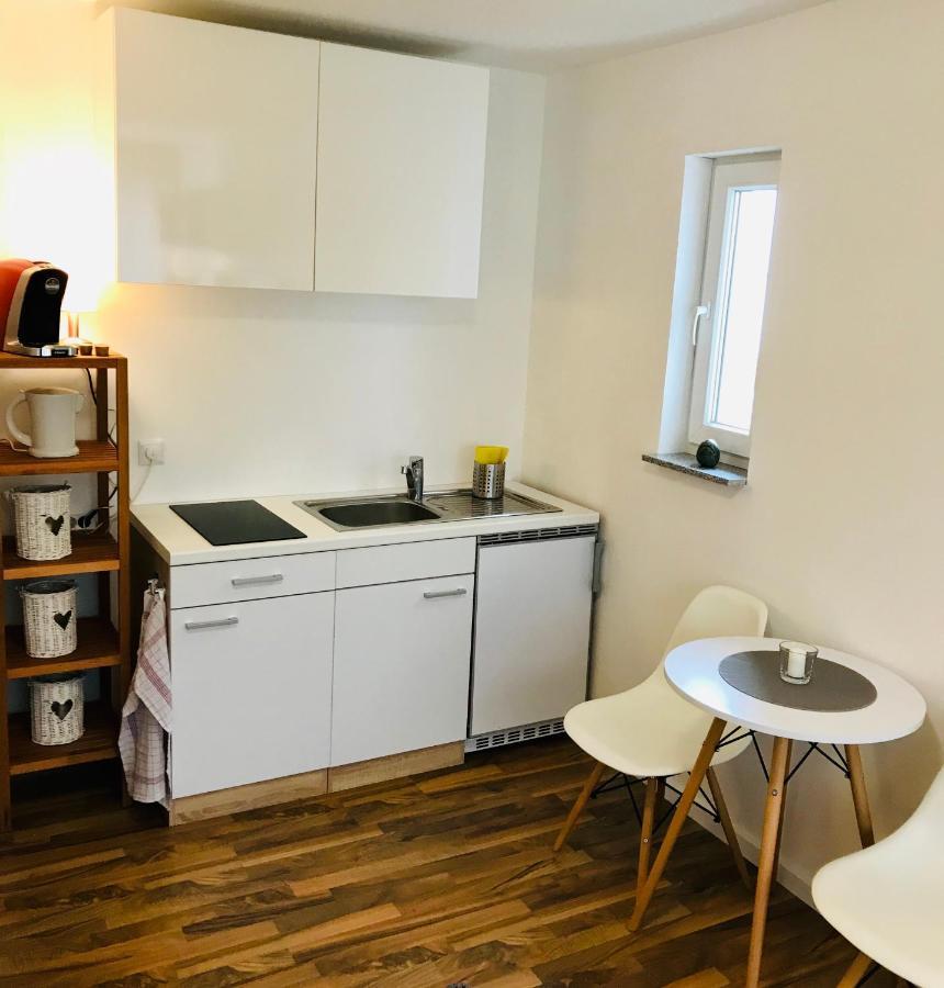 Top Renoviertes Apartement In Bester Lage Von Homburg- 5 Fussminuten Zur Uniklinik Гомбург Екстер'єр фото